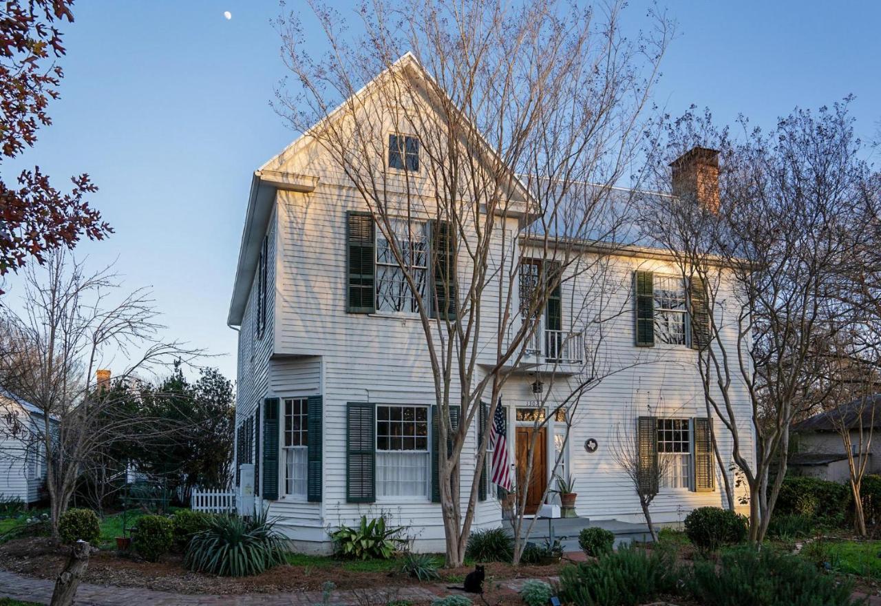 Yerba At Bastrop Villa Exterior photo